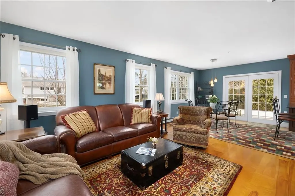 31 Buloid Avenue Jamestown RI 02835