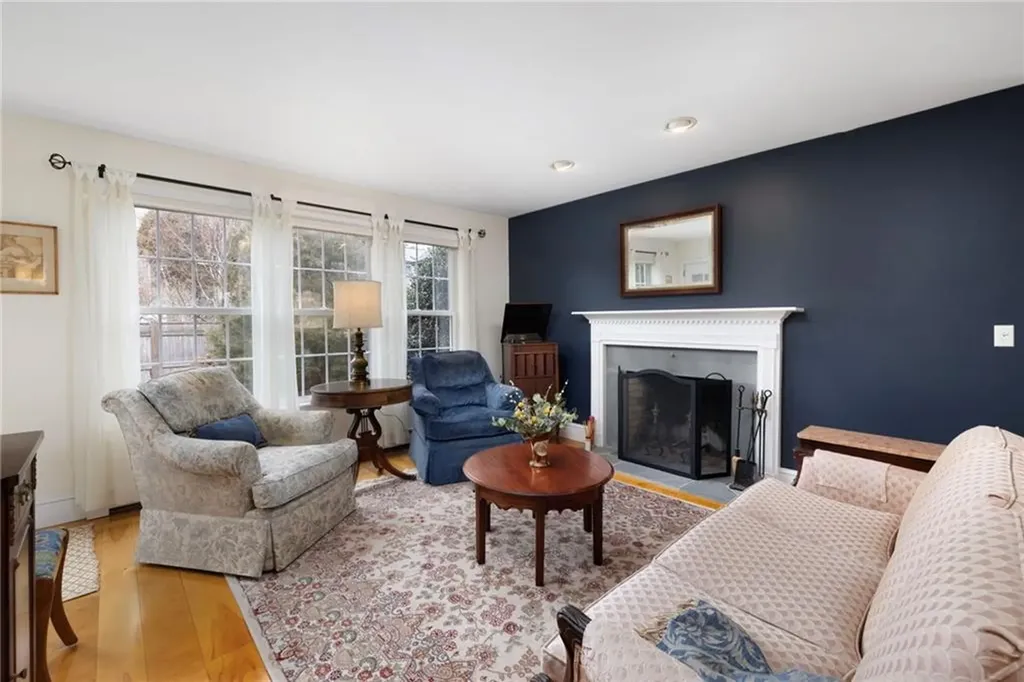 31 Buloid Avenue Jamestown RI 02835