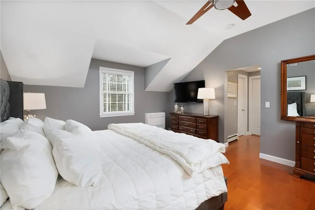 31 Buloid Avenue Jamestown RI 02835