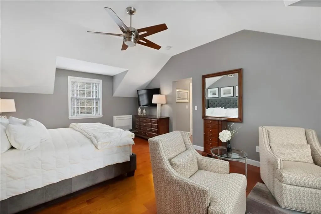 31 Buloid Avenue Jamestown RI 02835