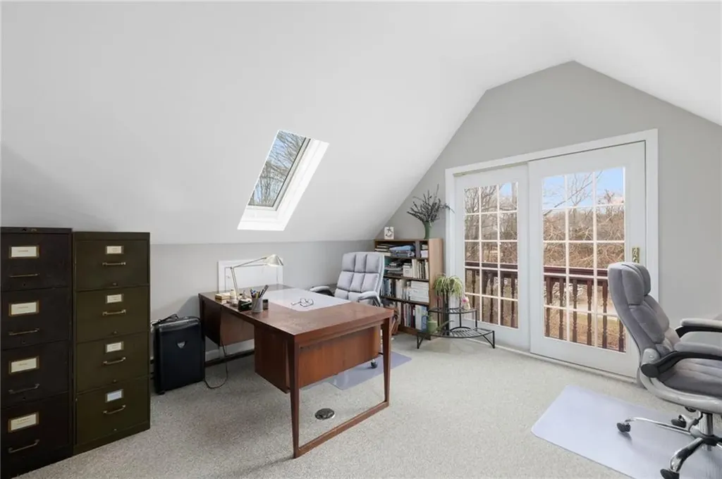 31 Buloid Avenue Jamestown RI 02835