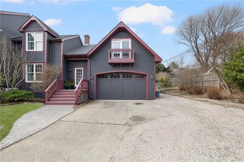 31 Buloid Avenue Jamestown RI 02835