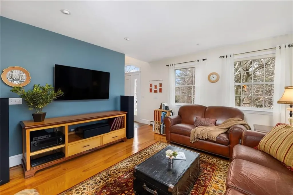 31 Buloid Avenue Jamestown RI 02835