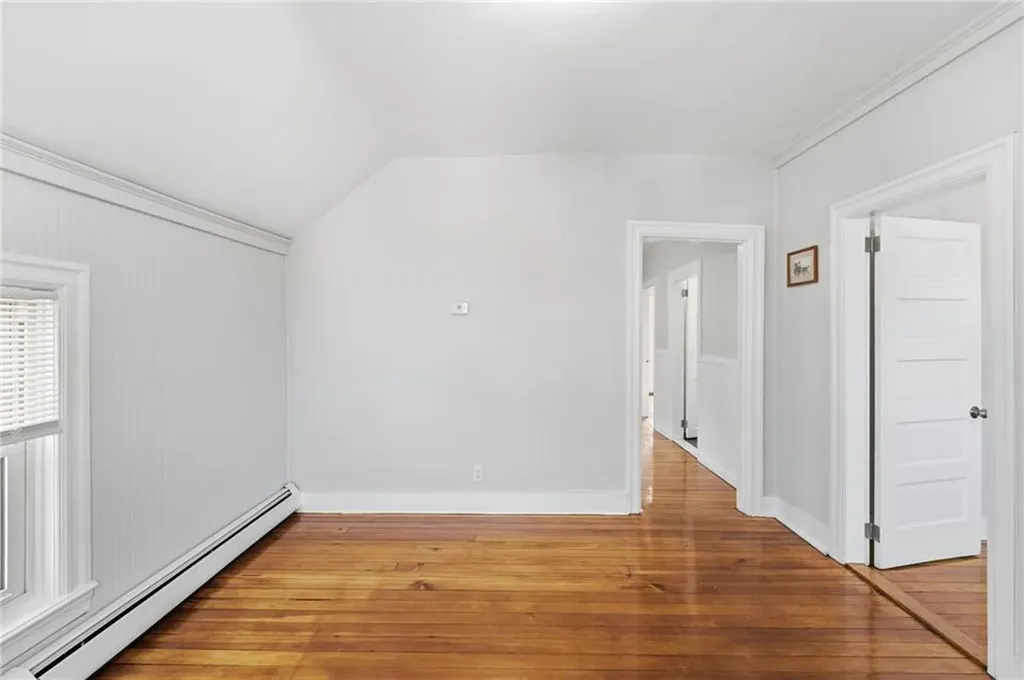 82 Hillcrest Avenue Pawtucket RI 02860