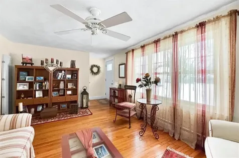 205 Payton Avenue Warwick RI 02889