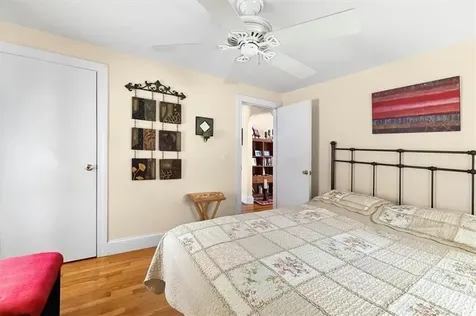 205 Payton Avenue Warwick RI 02889