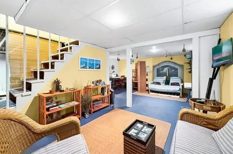 205 Payton Avenue Warwick RI 02889