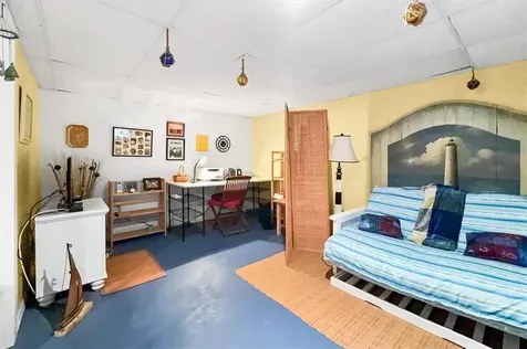 205 Payton Avenue Warwick RI 02889