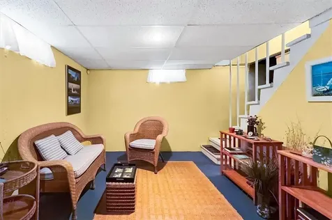 205 Payton Avenue Warwick RI 02889