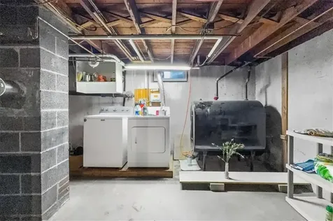 205 Payton Avenue Warwick RI 02889