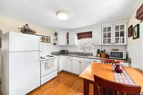 205 Payton Avenue Warwick RI 02889