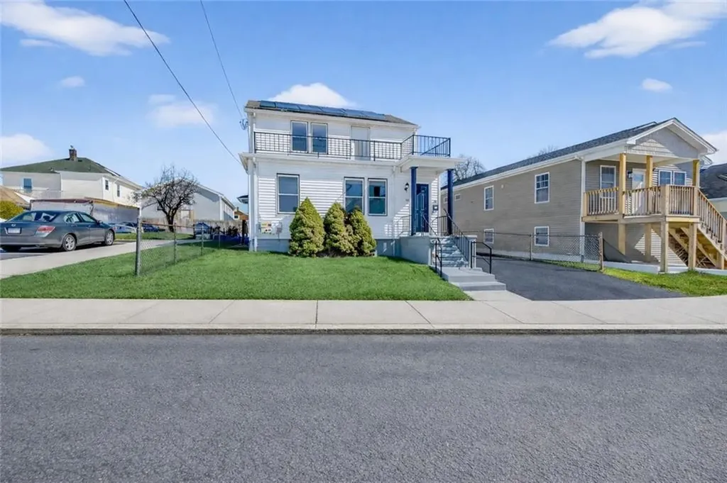 68 Touro Street Providence RI 02904