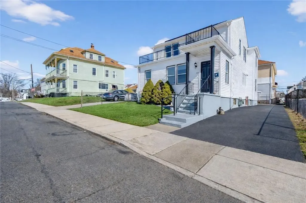 68 Touro Street Providence RI 02904