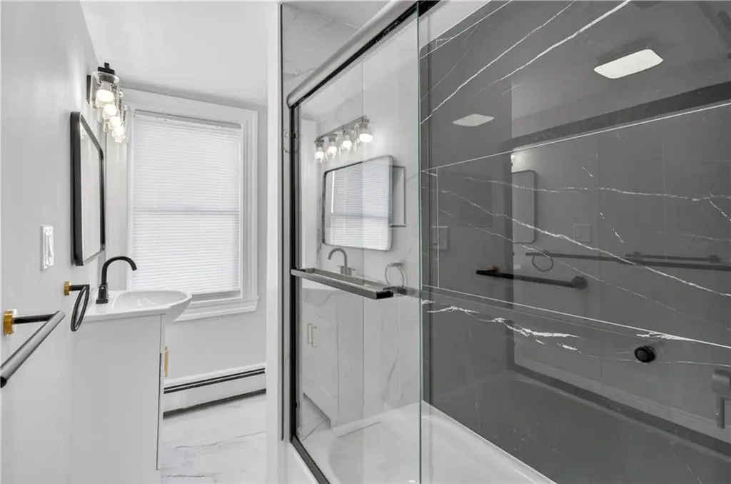 68 Touro Street Providence RI 02904