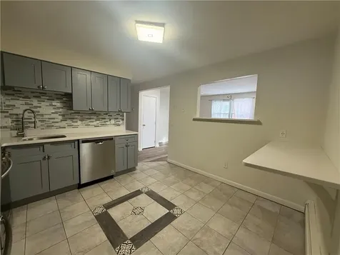 5 Cynthia Drive North Providence RI 02911