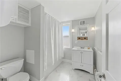 16 Spring Street Westerly RI 02891