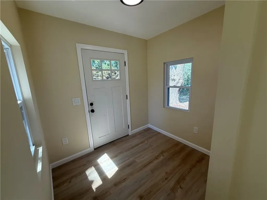 64 Ormsby Avenue Warwick RI 02886