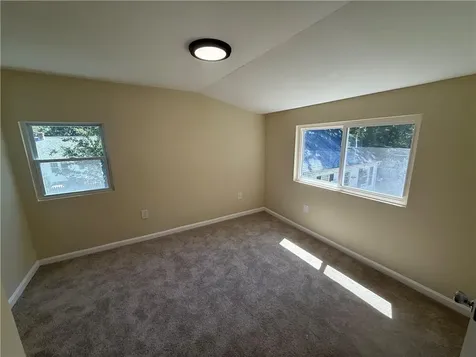 64 Ormsby Avenue Warwick RI 02886