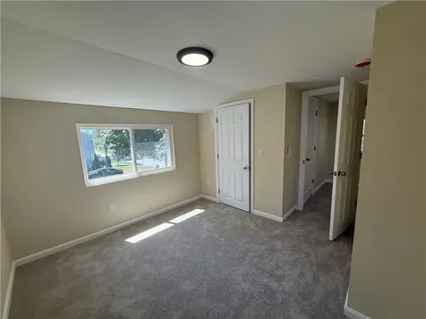 64 Ormsby Avenue Warwick RI 02886