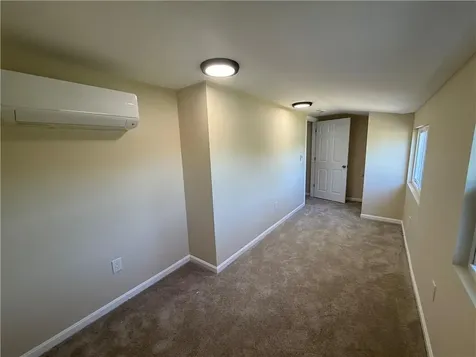 64 Ormsby Avenue Warwick RI 02886