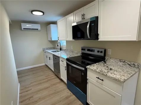 64 Ormsby Avenue Warwick RI 02886