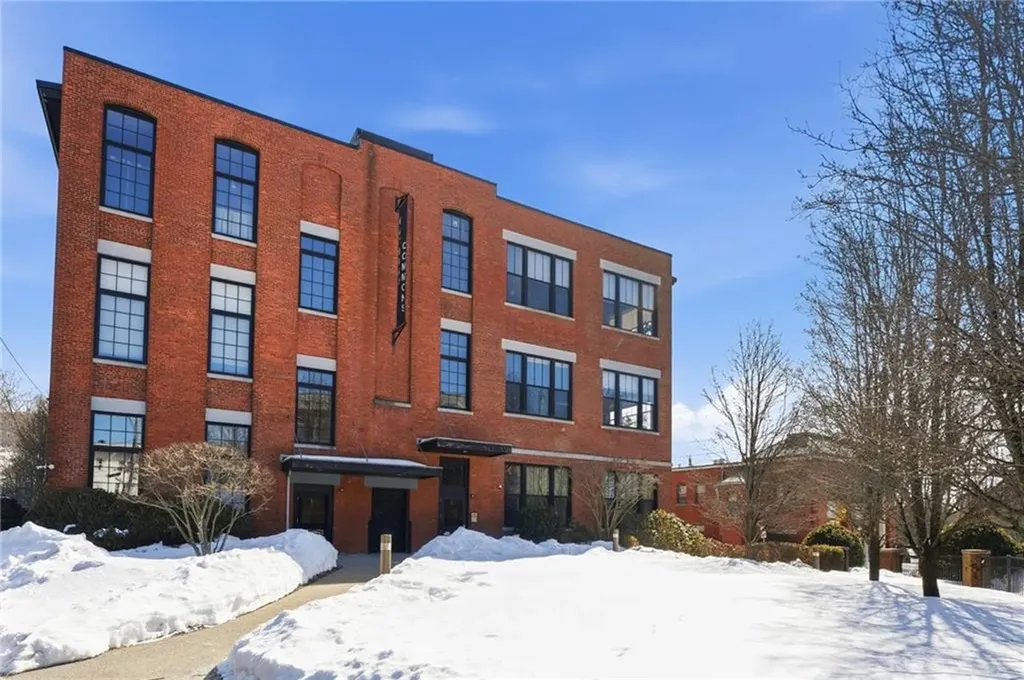 685 Social Street Woonsocket RI 02895