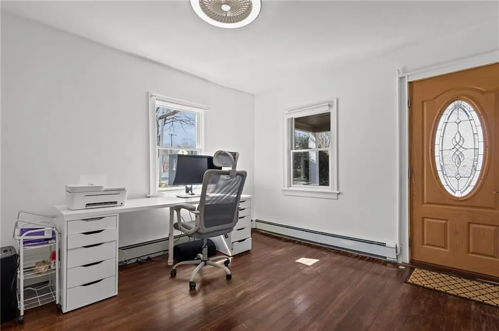 168 Washington Road Barrington RI 02806