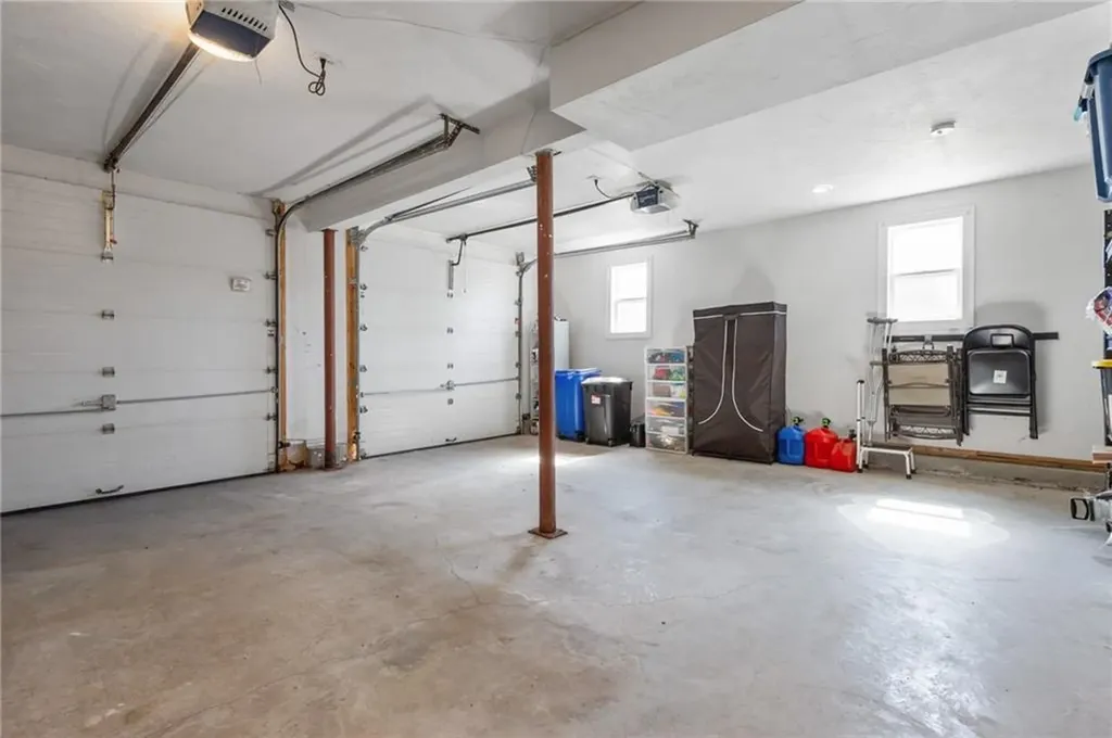 168 Washington Road Barrington RI 02806