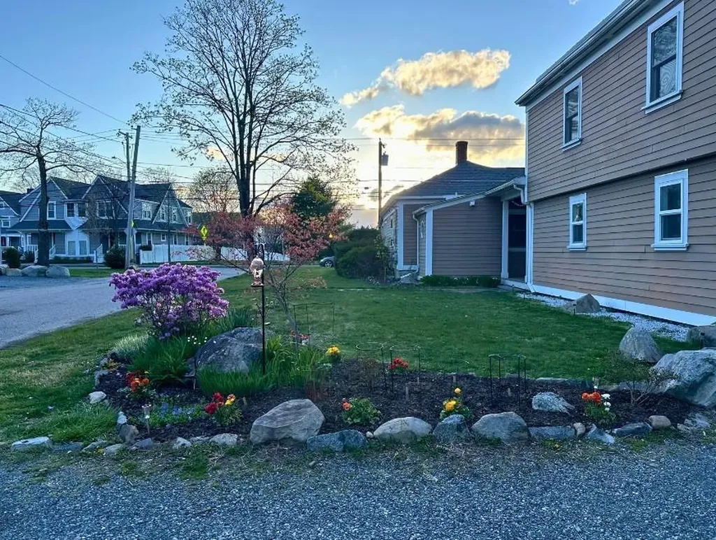 168 Washington Road Barrington RI 02806