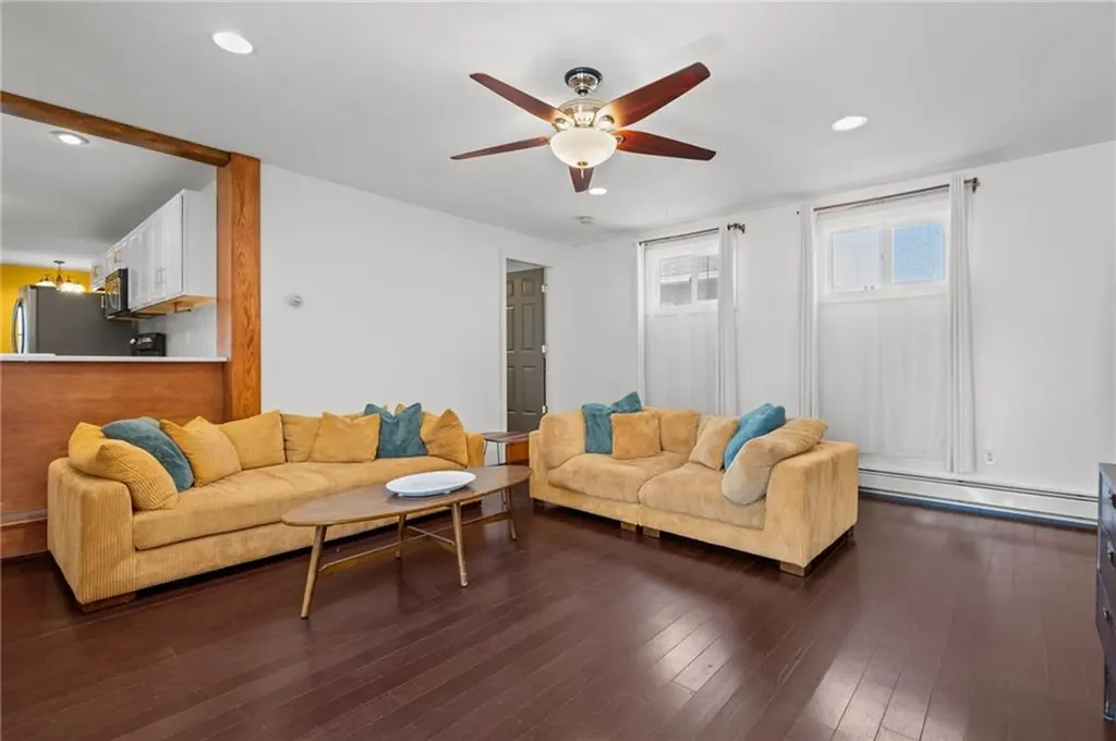 168 Washington Road Barrington RI 02806