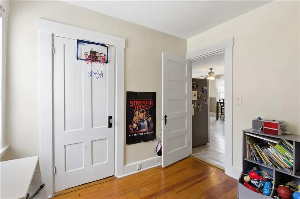 21 Monroe Avenue Bristol RI 02809