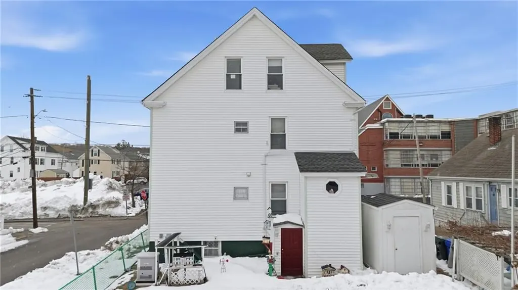 21 Monroe Avenue Bristol RI 02809