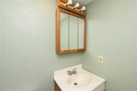 4158 Post Road Warwick RI 02818