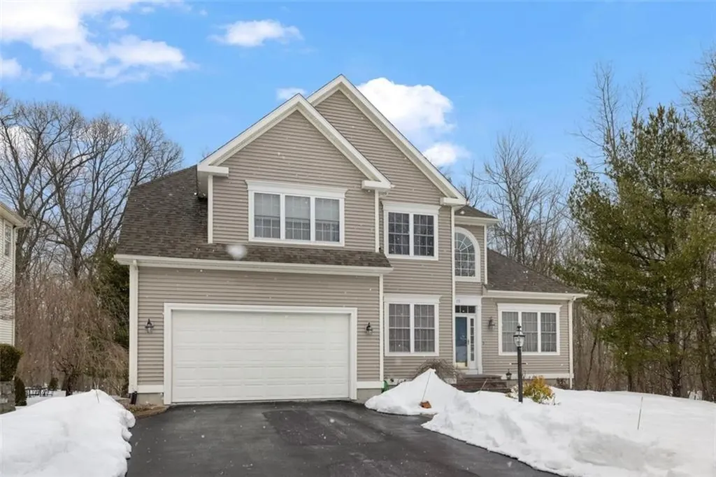 15 Susan Drive Cumberland RI 02864