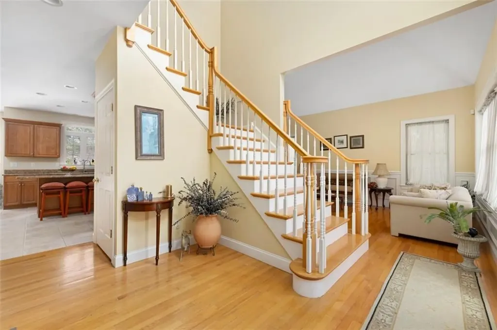 15 Susan Drive Cumberland RI 02864