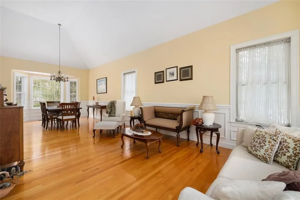 15 Susan Drive Cumberland RI 02864