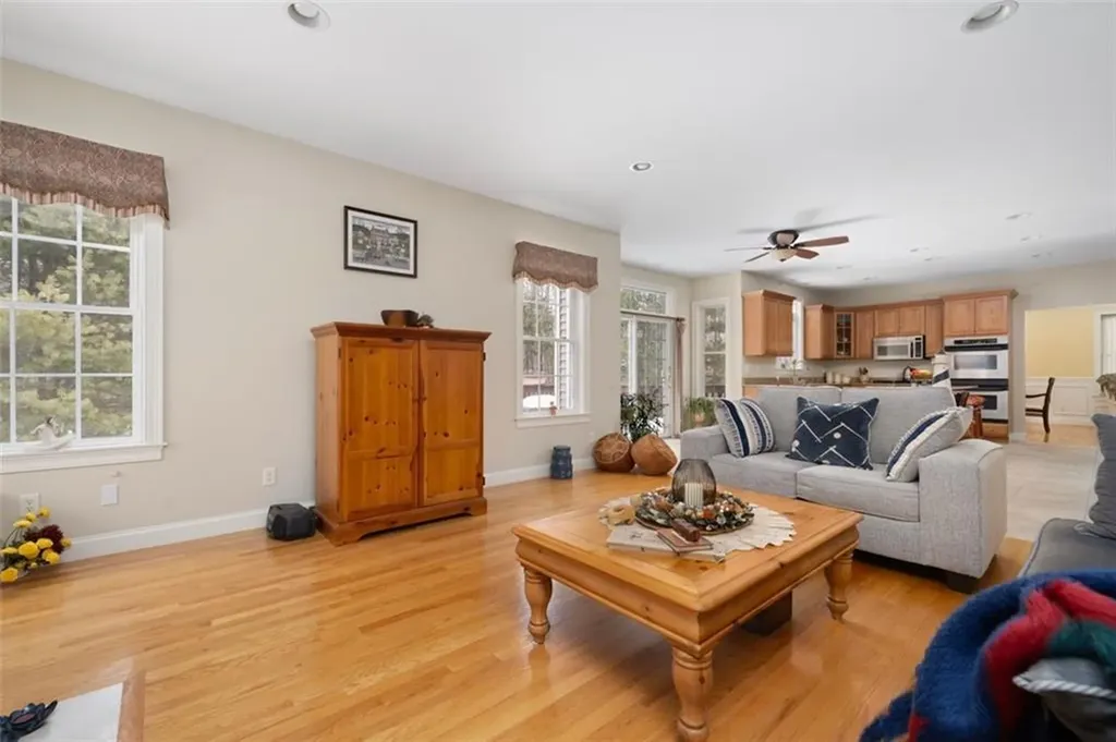 15 Susan Drive Cumberland RI 02864