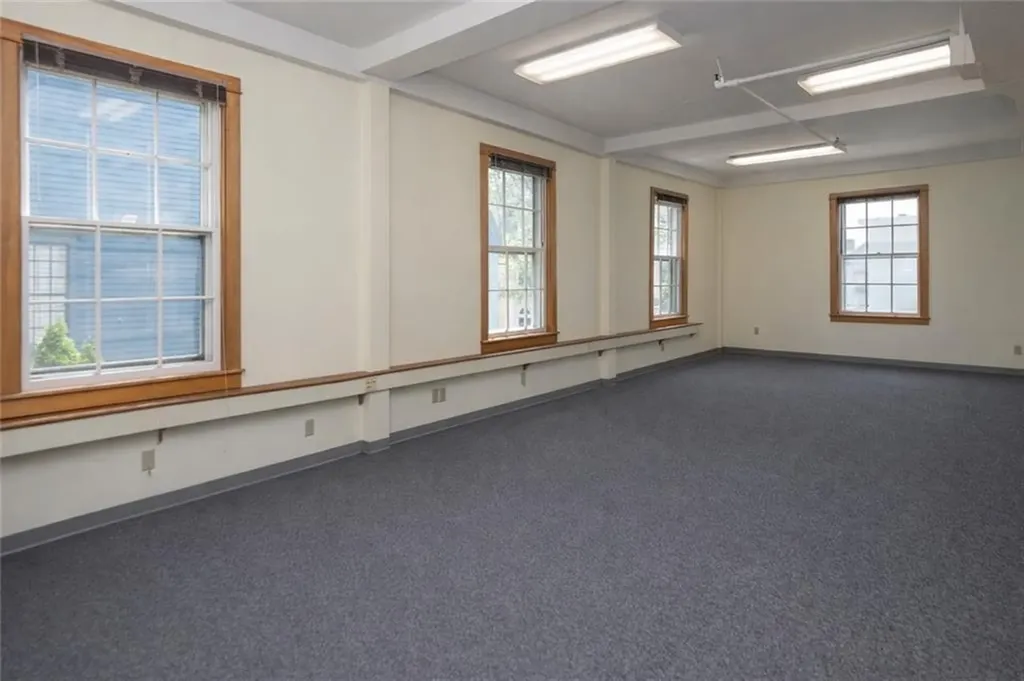 28 Pelham Street Newport RI 02840