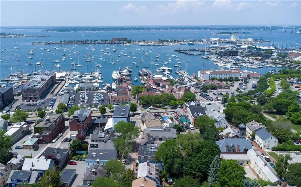 28 Pelham Street Newport RI 02840