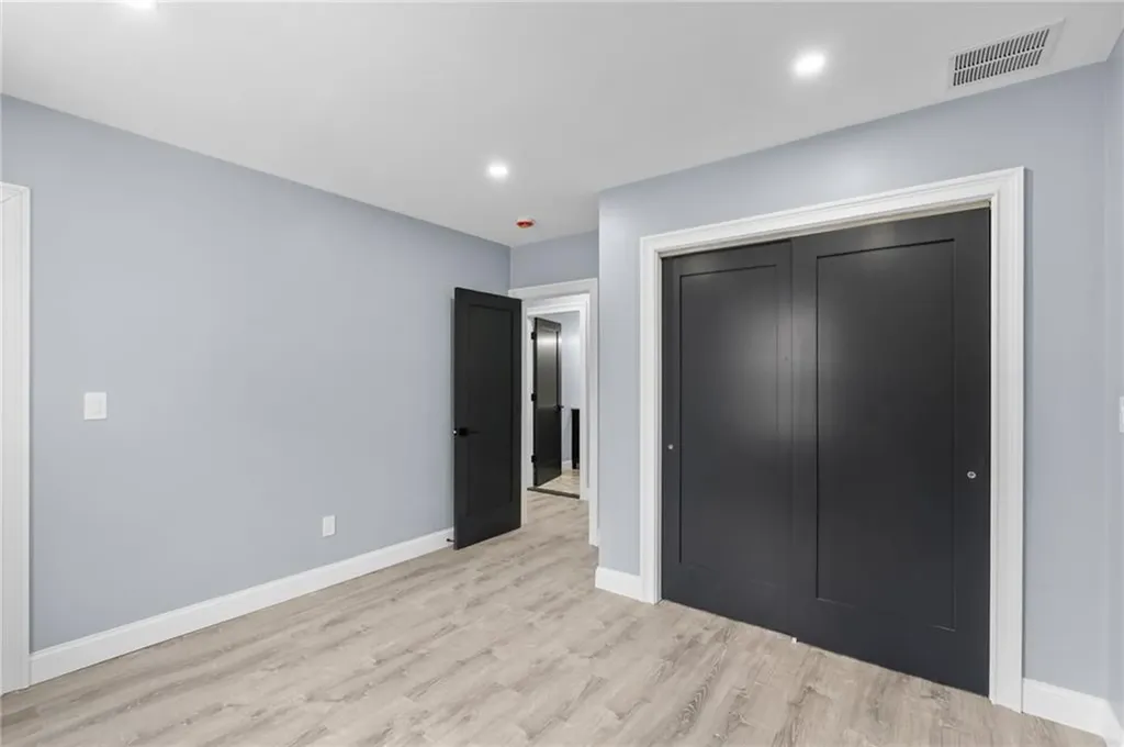 68 Enfield Avenue Providence RI 02908