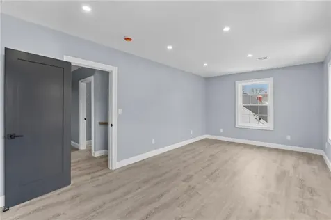 68 Enfield Avenue Providence RI 02908