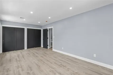 68 Enfield Avenue Providence RI 02908