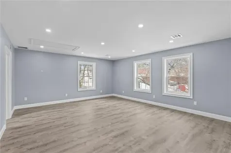 68 Enfield Avenue Providence RI 02908