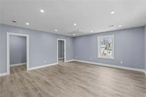 68 Enfield Avenue Providence RI 02908