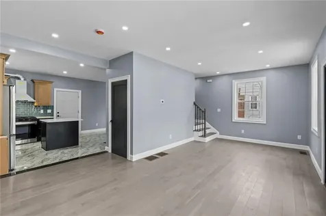 68 Enfield Avenue Providence RI 02908