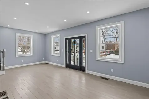 68 Enfield Avenue Providence RI 02908