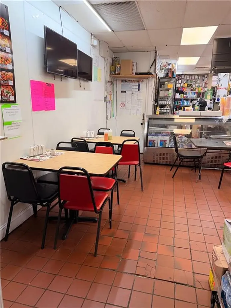 273 Academy Avenue Providence RI 0209