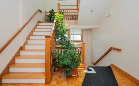 28 Pelham Street Newport RI 02840