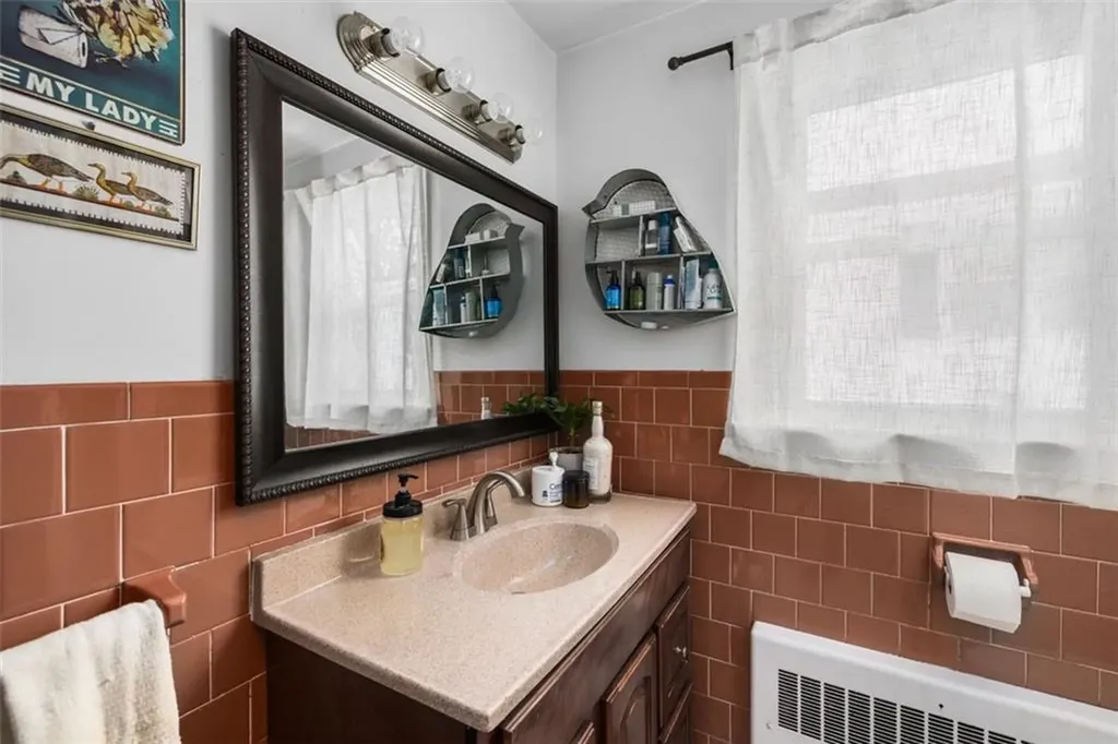 20 John Street North Providence RI 02904