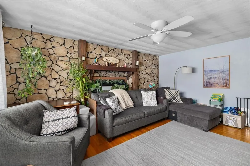 20 John Street North Providence RI 02904